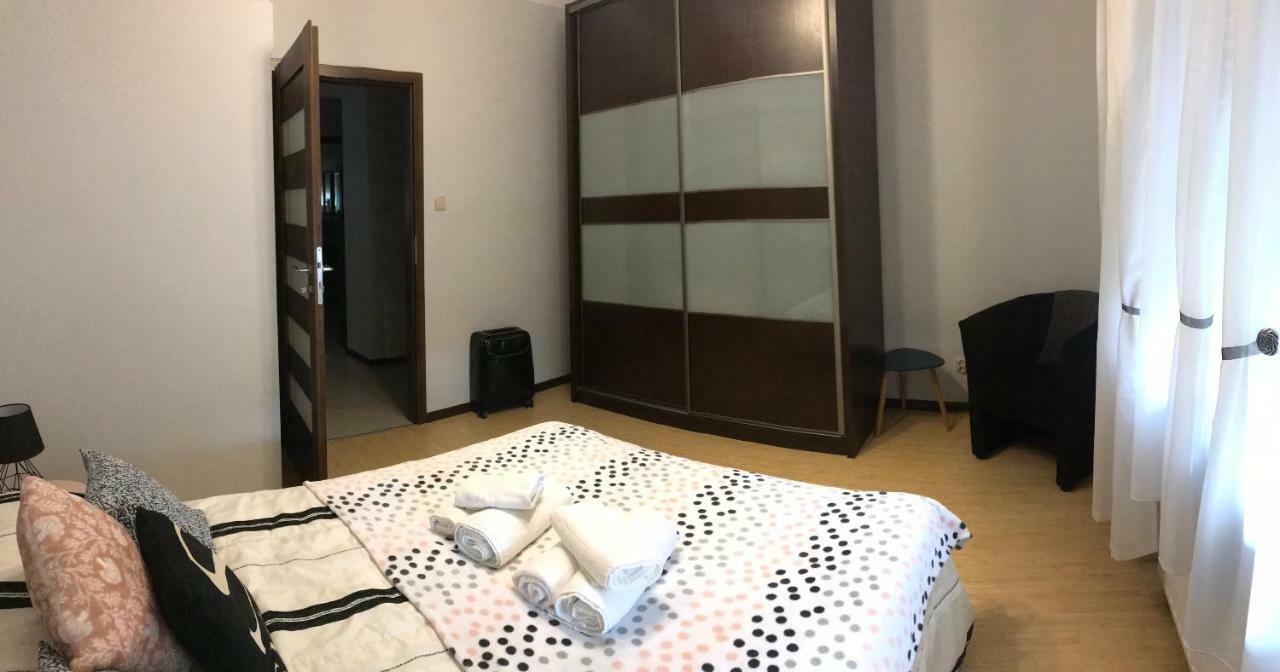 Apartment Family Cracovia Esterno foto
